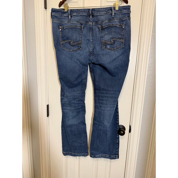 Silver Jeans Elyse Bootcut Jean (16) Mid Rise Distressed Stretch cowgirl - Picture 4 of 11